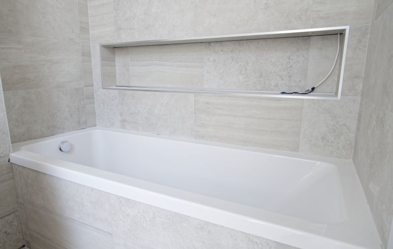 Standard Alcove Tub
